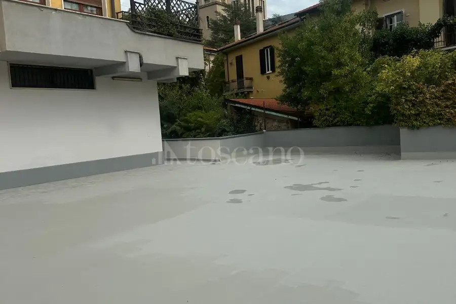 Negozio in vendita di 464 mq trattativa riservata (rif. 120/2024)