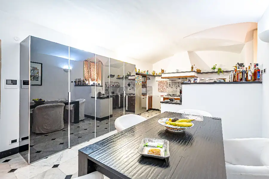 Villa in vendita di 496 mq a €3.950.000 (rif. 71/2026)