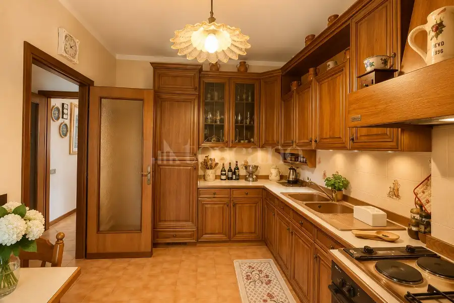 Attico in vendita di 210 mq a €499.000 (rif. 39/2026)