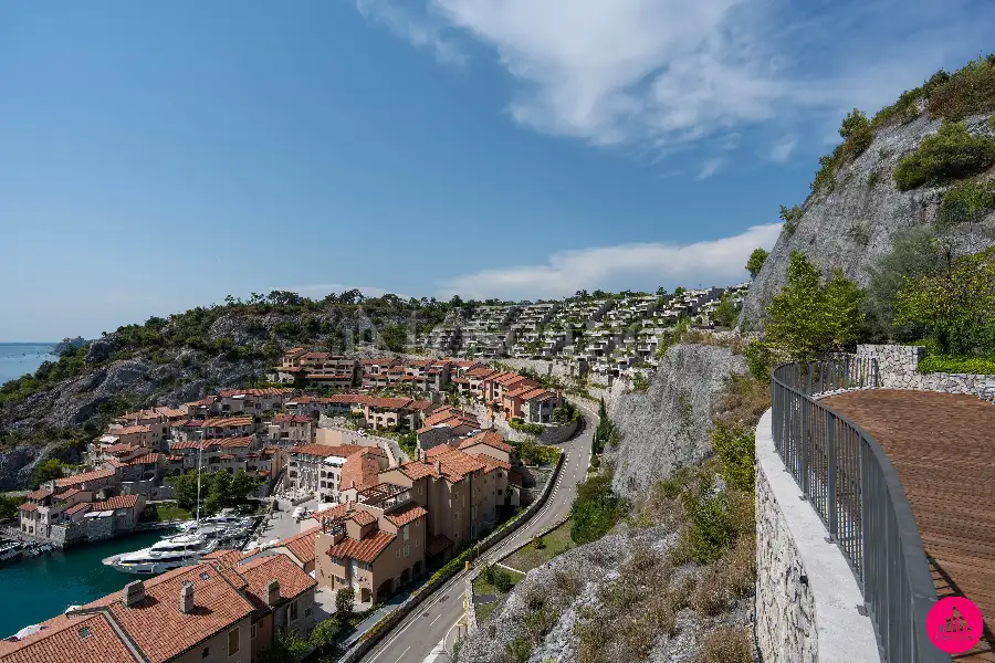 Casa in vendita di 140 mq a €1.200.000 (rif. 149/2026)