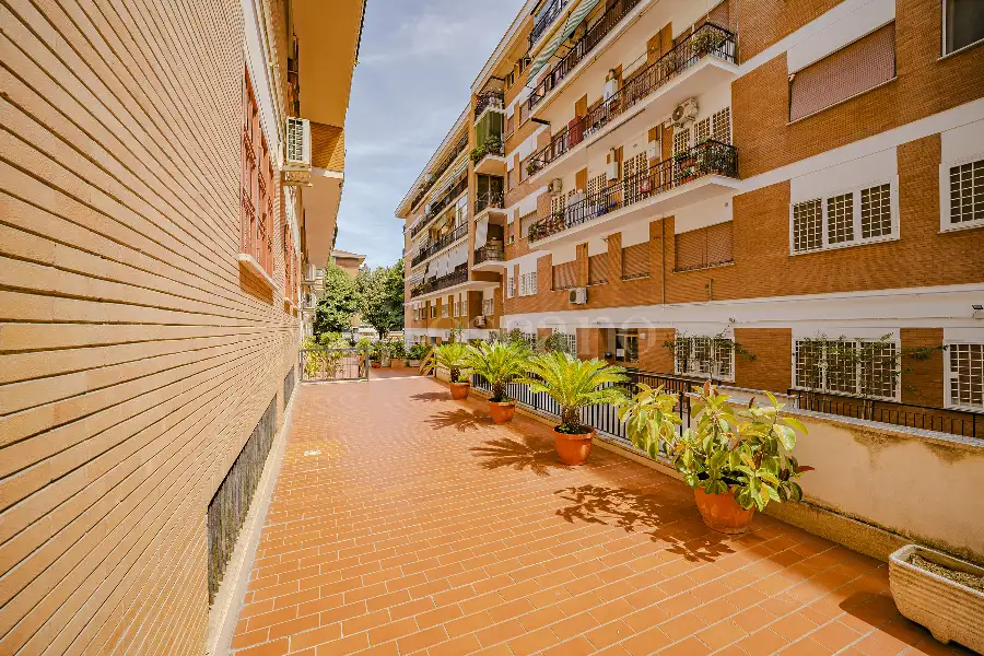 Casa in affitto di 70 mq a €1.100 (rif. 18/2026)