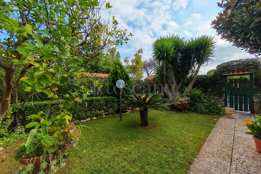 Villa Plurifamiliare in vendita di 260 mq a €489.000 (rif. 59/2026)