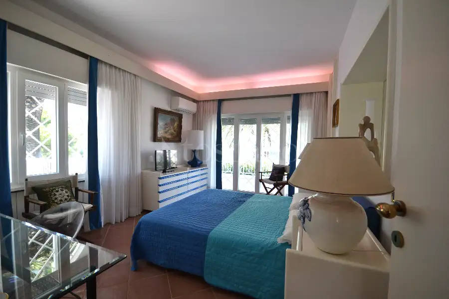 Casa Indipendente in affitto di 180 mq a €2.900 (rif. 43/2025)