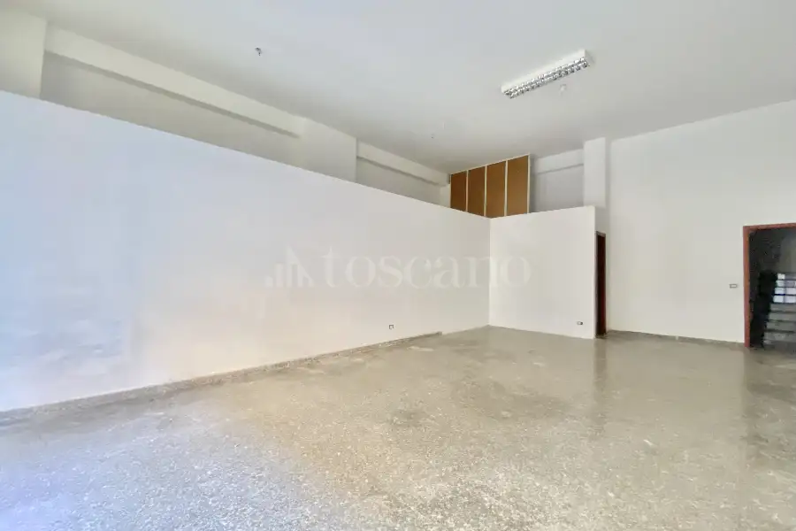 Negozio in vendita di 68 mq a €149.000 (rif. 3/2026)
