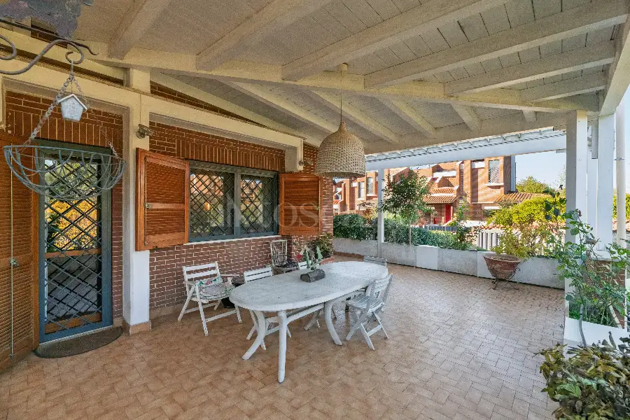 Villino a Schiera in vendita di 260 mq a €450.000 (rif. 28/2025)