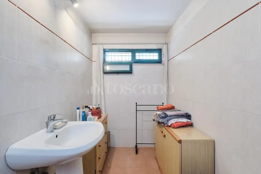 Villa Bifamiliare in vendita di 200 mq a €499.000 (rif. 31/2026)