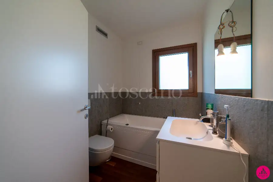 Villa in vendita di 280 mq a €690.000 (rif. 56/2025)