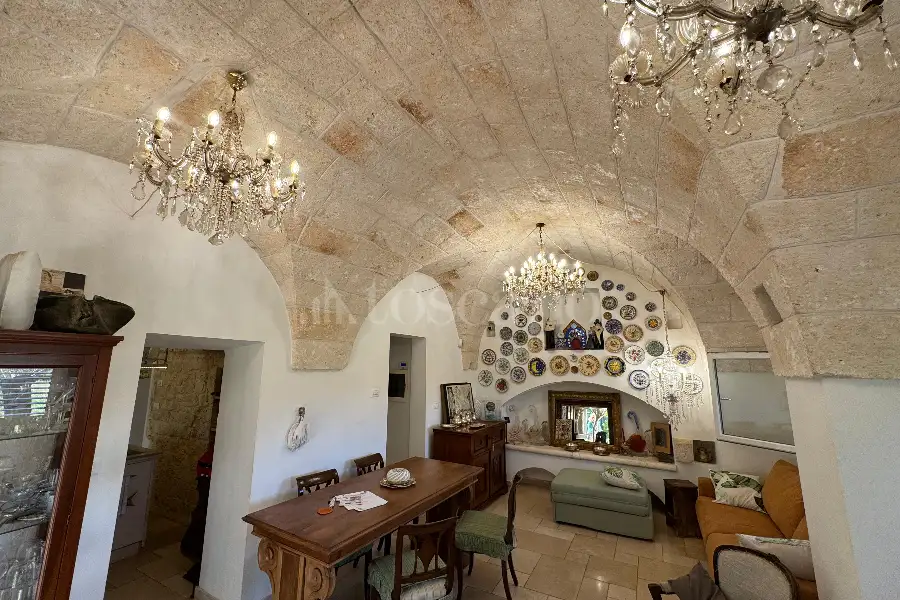 Villa in vendita di 170 mq a €780.000 (rif. 3/2026)