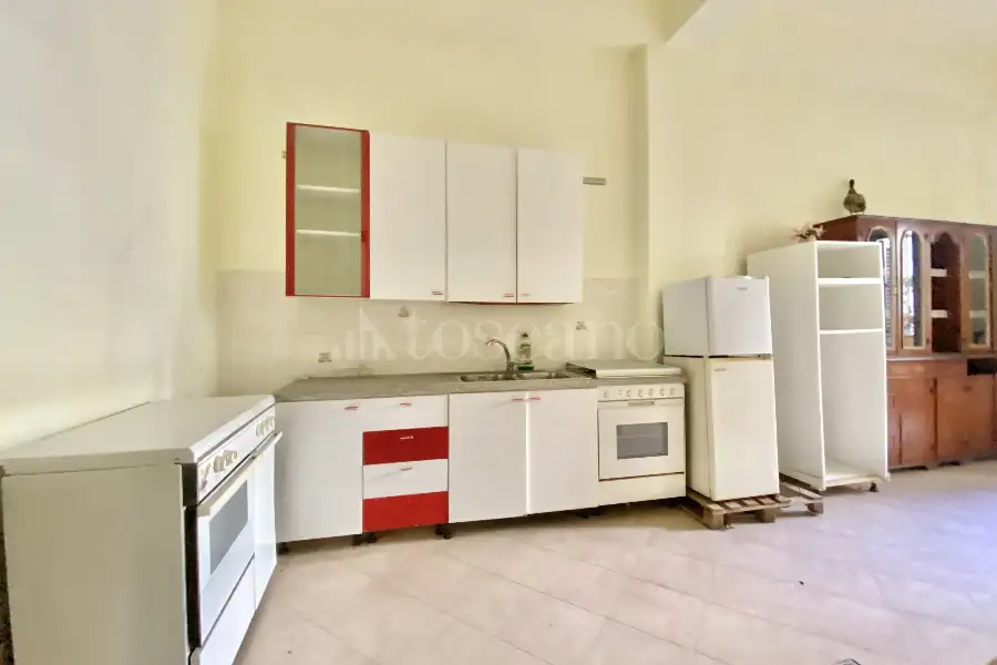 Negozio in vendita di 70 mq a €230.000 (rif. 37/2025)