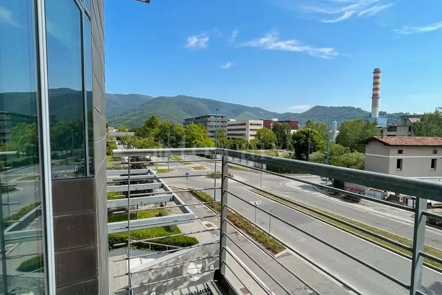 Ufficio in vendita di 150 mq a €480.000 (rif. 39/2026)