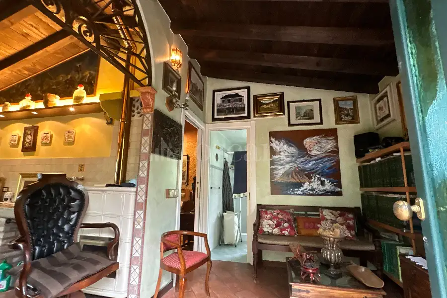 Casa Indipendente in vendita di 90 mq a €780.000 (rif. 57/2026)
