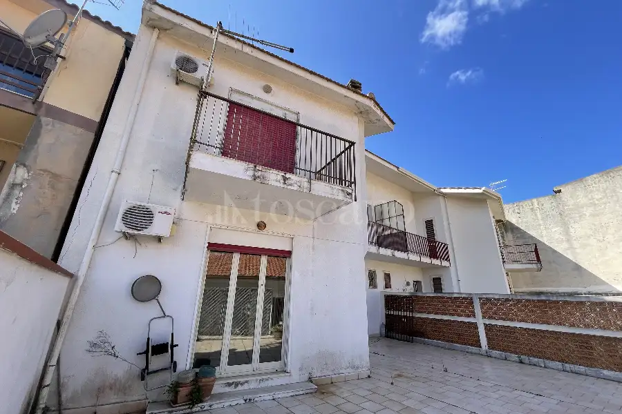 Casa Indipendente in vendita di 226 mq a €97.000 (rif. 7/2025)