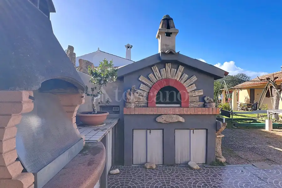 Casa Indipendente in vendita di 205 mq a €320.000 (rif. 34/2026)