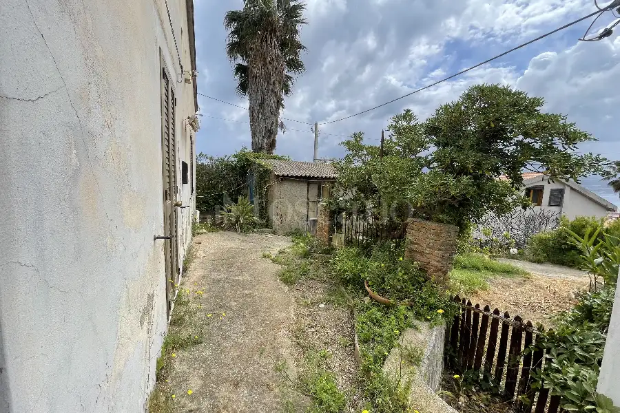 Casa Indipendente in vendita di 123 mq a €80.000 (rif. 8/2025)