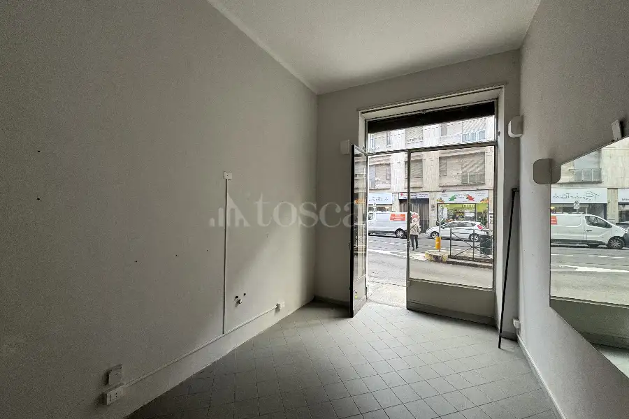 Negozio in vendita di 18 mq a €35.000 (rif. 2/2026)