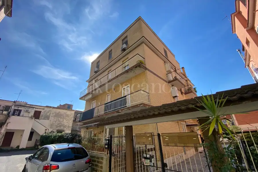 Attico in vendita di 106 mq a €209.000 (rif. 11/2025)
