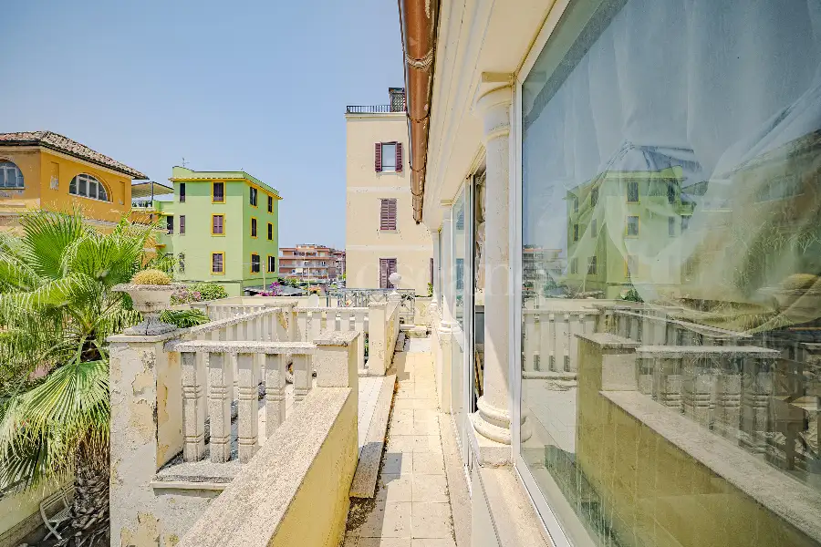 Villa in vendita di 210 mq a €980.000 (rif. 50/2026)