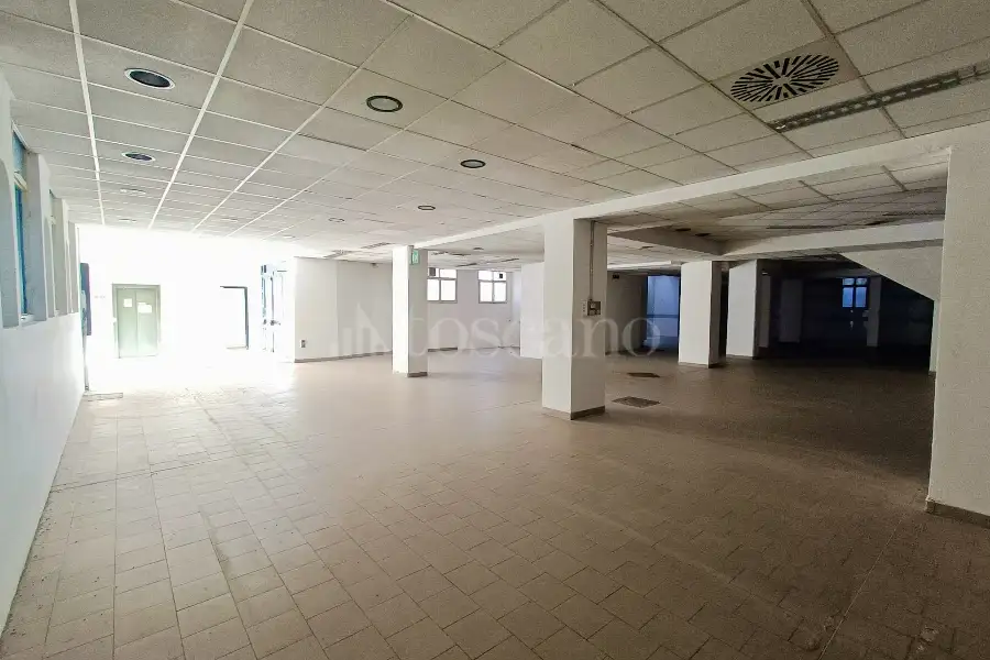 Magazzino in vendita di 450 mq a €99.000 (rif. 53/2024)