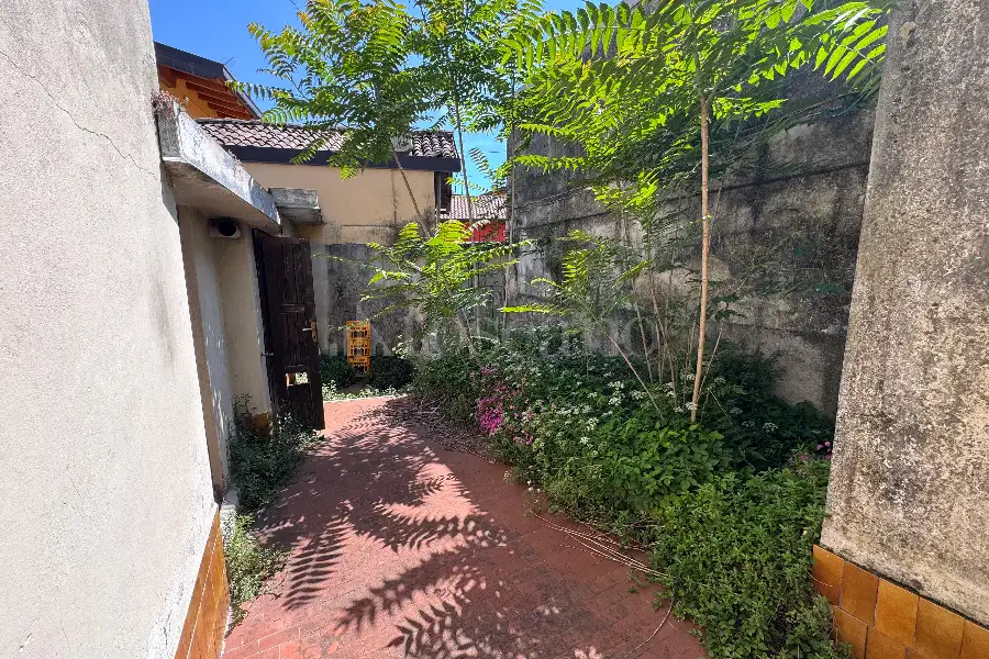 Casa Indipendente in vendita di 376 mq a €177.000 (rif. 7/2026)