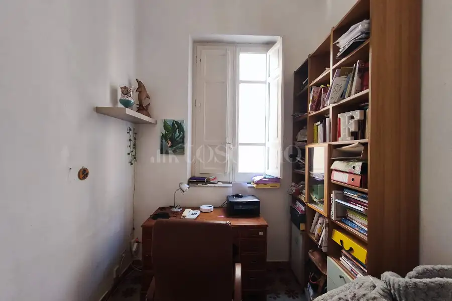 Palazzo in vendita di 1.500 mq a €2.200.000 (rif. 65/2026)
