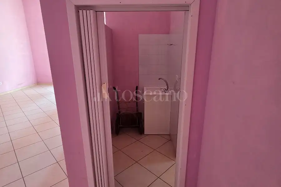 Negozio in vendita di 68 mq a €58.000 (rif. 30/2026)