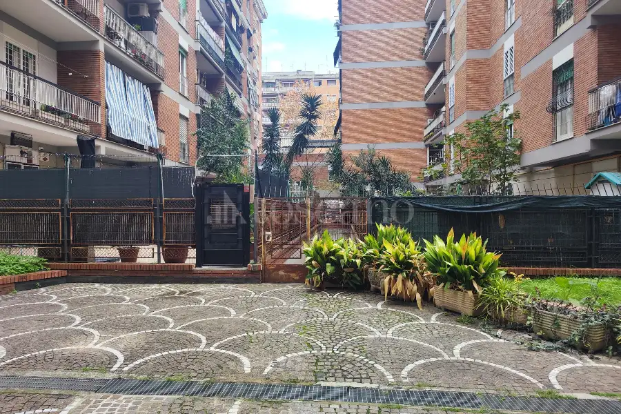 Box in vendita di 20 mq a €60.000 (rif. 33/2025)