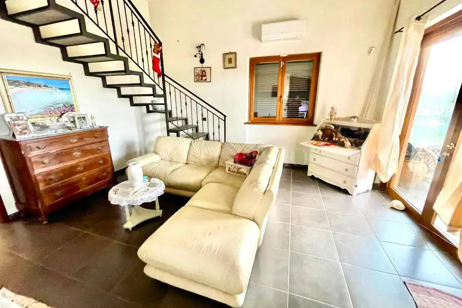 Villa in vendita di 260 mq a €369.000 (rif. 47/2025)
