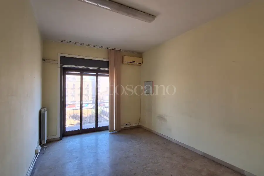 Ufficio in vendita di 175 mq a €245.000 (rif. 167/2026)