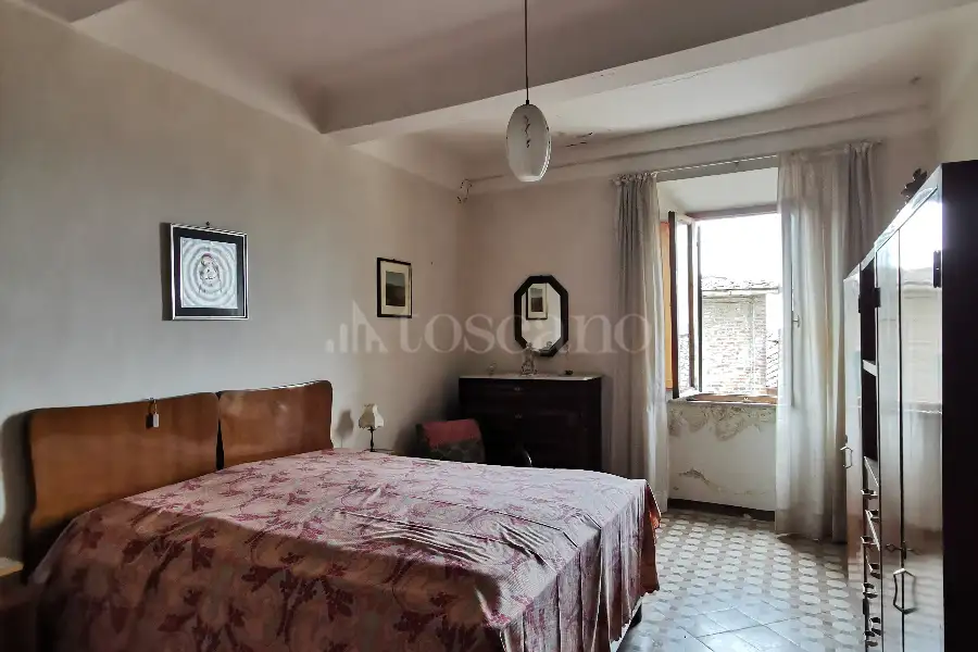 Casa in vendita di 290 mq a €200.000 (rif. 32/2022)
