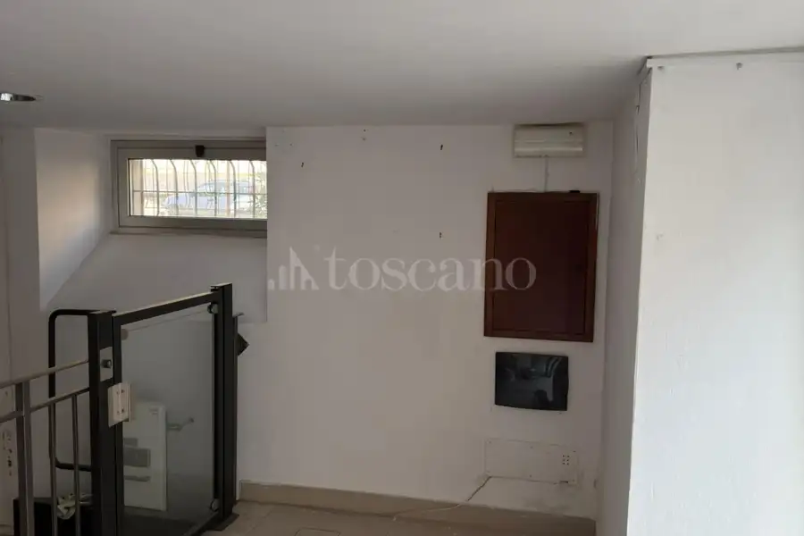 Negozio in affitto di 43 mq a €550 (rif. 146/2025)