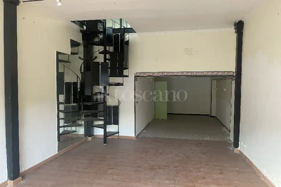 Negozio in vendita di 38 mq a €65.000 (rif. 7/2025)