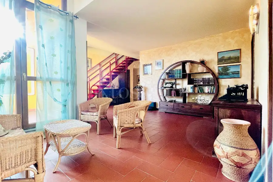 Villa in vendita di 410 mq trattativa riservata (rif. 112/2024)