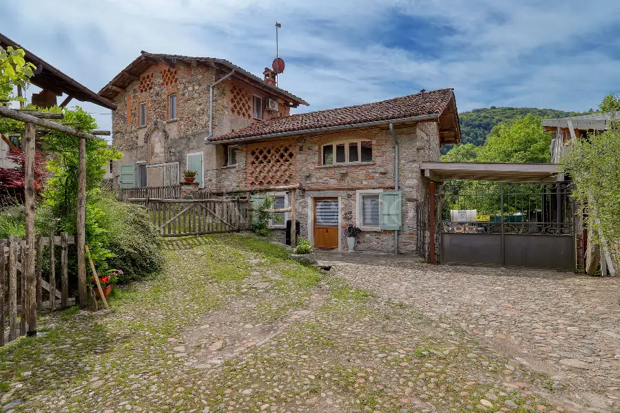 Casa Indipendente in vendita di 170 mq a €265.000 (rif. 163/2026)