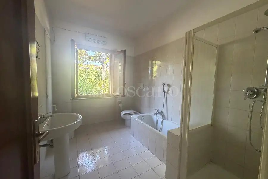 Villa Bifamiliare in vendita di 300 mq a €599.000 (rif. 52/2026)