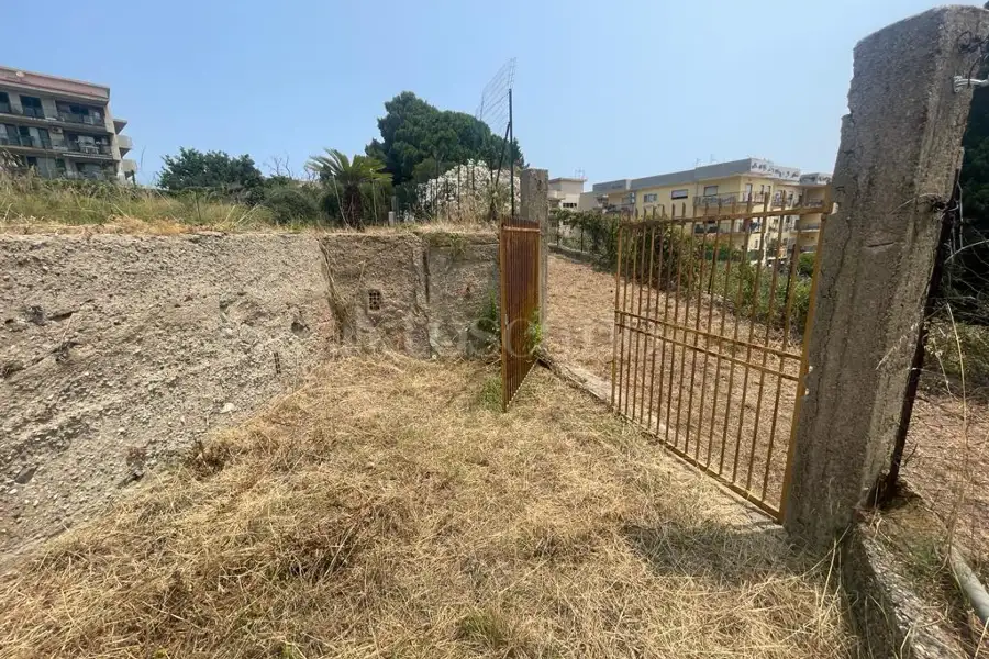 Agricolo in vendita di 820 mq a €18.000 (rif. 31/2026)