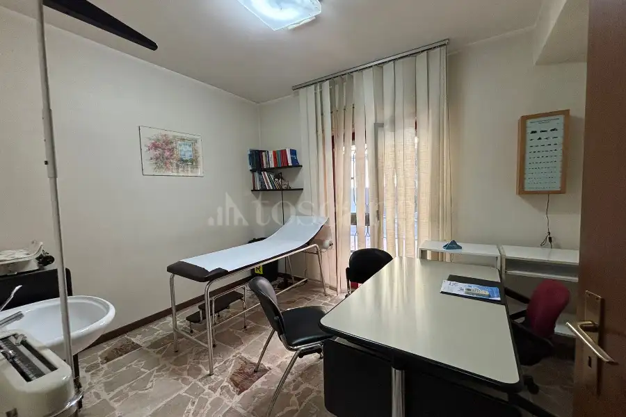 Ufficio in vendita di 97 mq a €195.000 (rif. 79/2025)