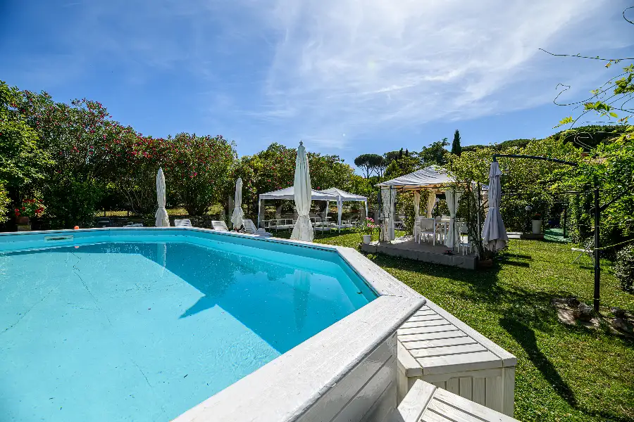 Villino a Schiera in vendita di 310 mq a €800.000 (rif. 16/2024)