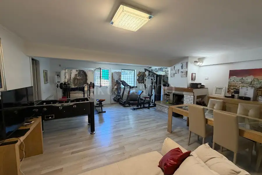 Villino a Schiera in vendita di 200 mq a €599.000 (rif. 45/2026)