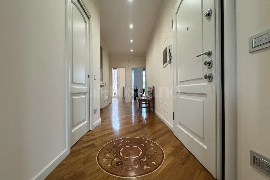 Casa in affitto di 120 mq a €3.750 (rif. 23/2026)