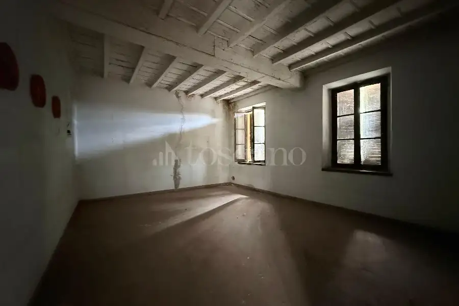 Casa in vendita di 250 mq a €139.000 (rif. 12/2026)