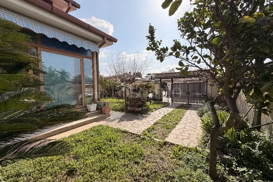 Villa Plurifamiliare in vendita di 90 mq a €179.000 (rif. 10/2026)