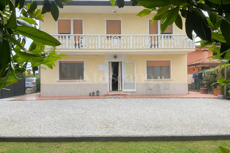 Casa Indipendente in vendita di 214 mq a €235.000 (rif. 16/2026)