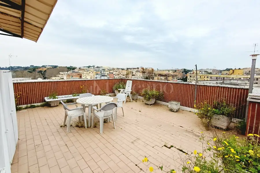 Superattico in vendita di 60 mq a €349.000 (rif. 9/2026)