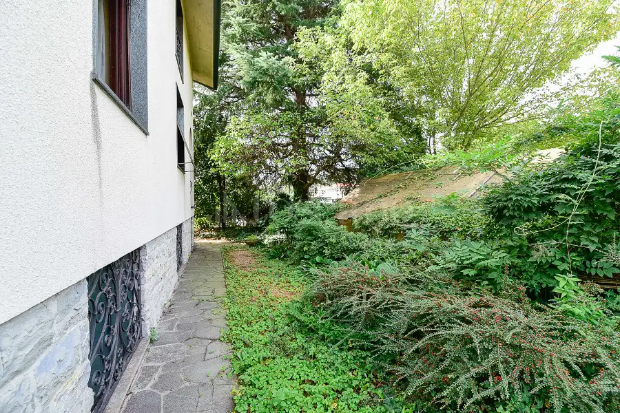 Villa in vendita di 240 mq a €440.000 (rif. 35/2026)