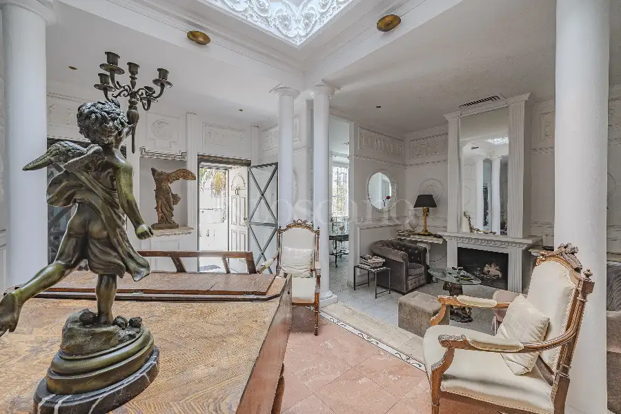 Villa in vendita di 210 mq a €980.000 (rif. 50/2026)