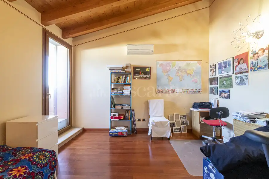 Villa in vendita di 645 mq a €960.000 (rif. 21/2026)