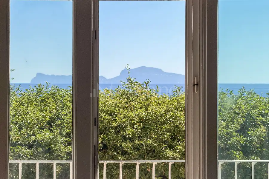 Casa in vendita di 210 mq a €990.000 (rif. 50/2026)
