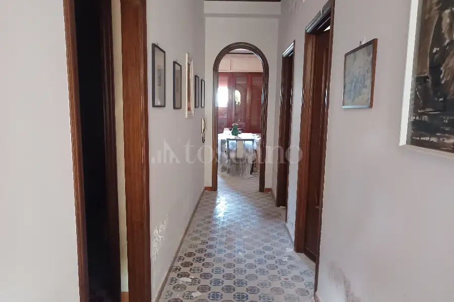 Villa in vendita di 365 mq a €490.000 (rif. 112/2025)