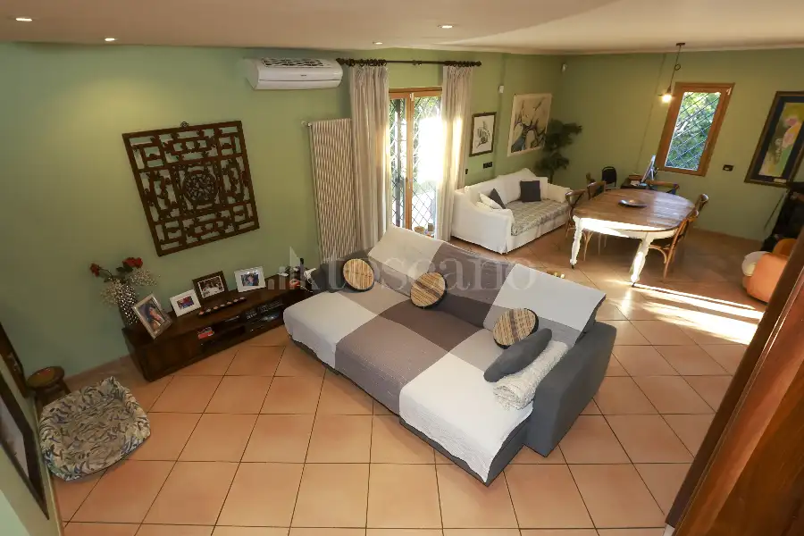 Villa in vendita di 200 mq a €769.000 (rif. 57/2026)