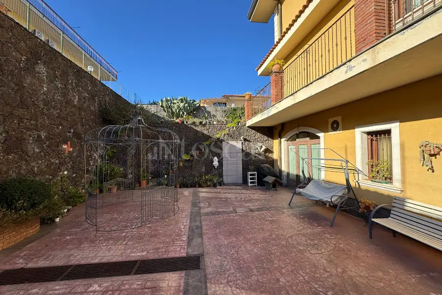 Villa in vendita di 210 mq a €490.000 (rif. 20/2026)